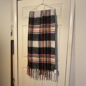 Plaid Oversized Scarf